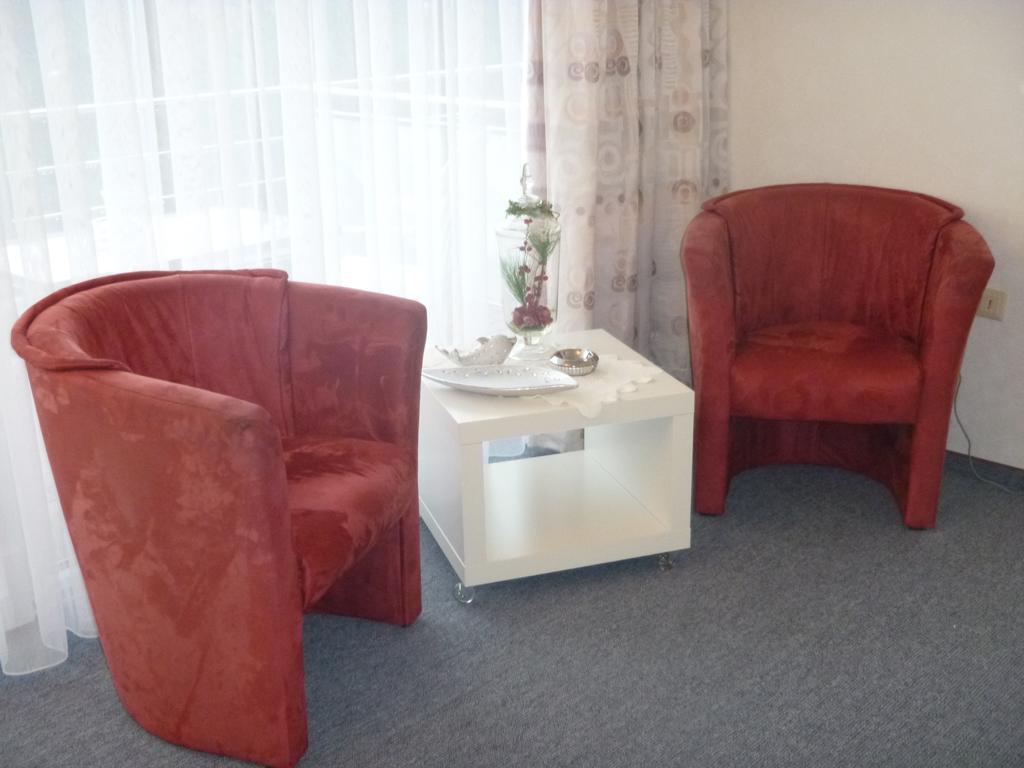 Hotel Haus Delphin Bad Wildungen Esterno foto